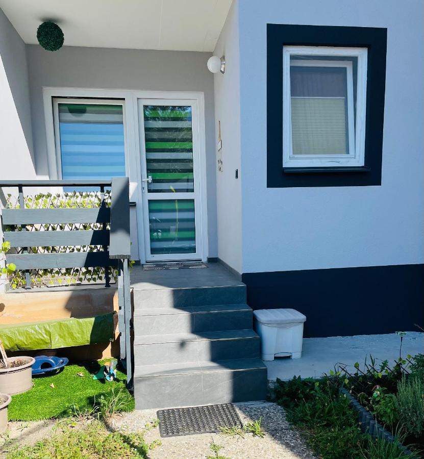 Wehr Orchidee Apartment Екстер'єр фото